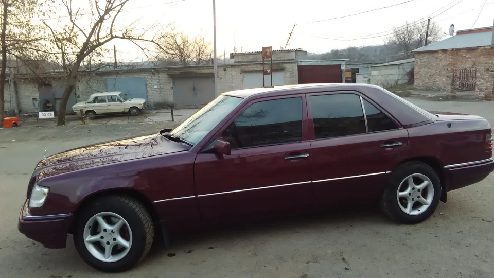 Mercedes-Benz E-Class Мрія дитинства 3