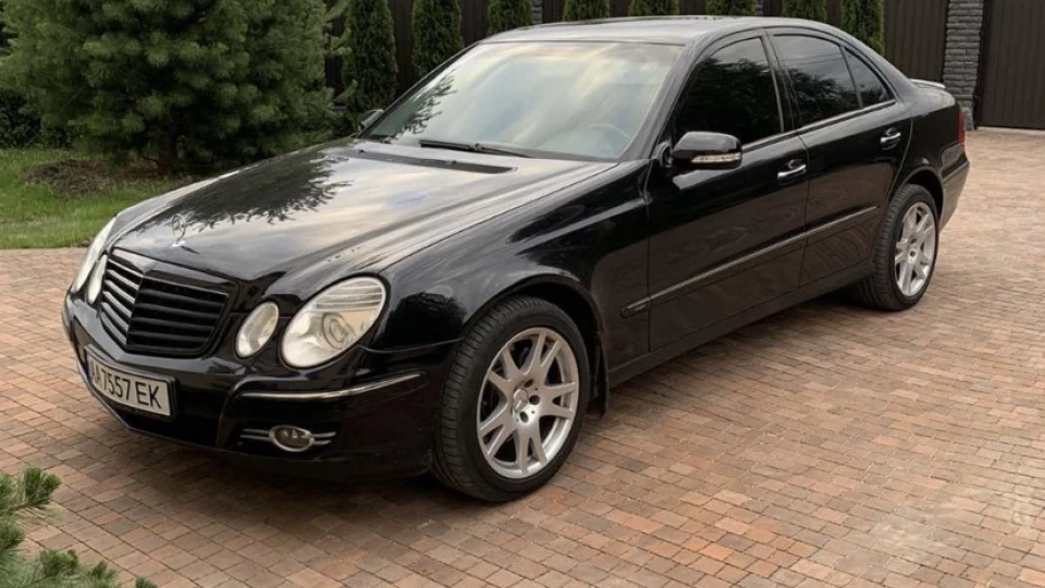 Mercedes-Benz E-Class Mersedes ( черепашка ) 2