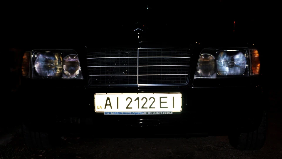 Mercedes-Benz E-Class муреночок 4