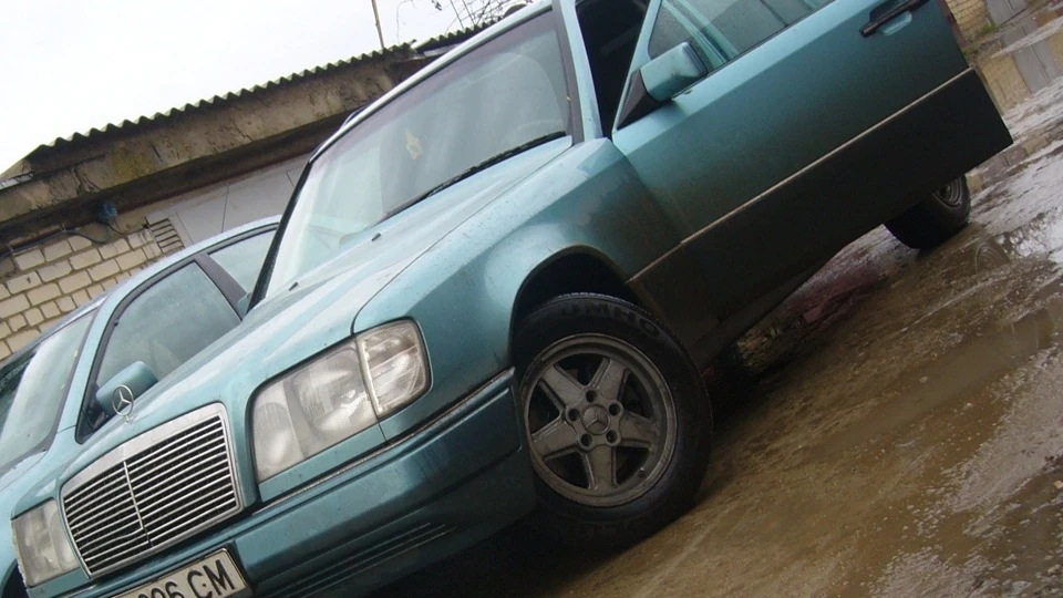 Mercedes-Benz E-Class небес 2