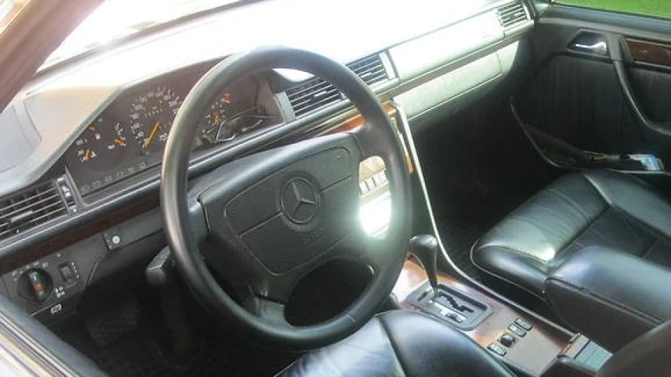 Mercedes-Benz E-Class нове захоплення 2.8 4
