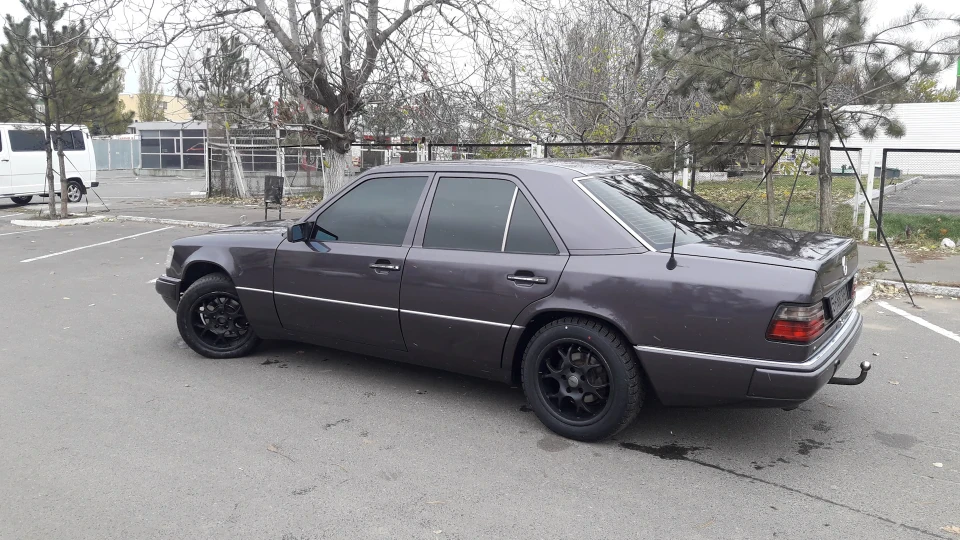 Mercedes-Benz E-Class OM605 3