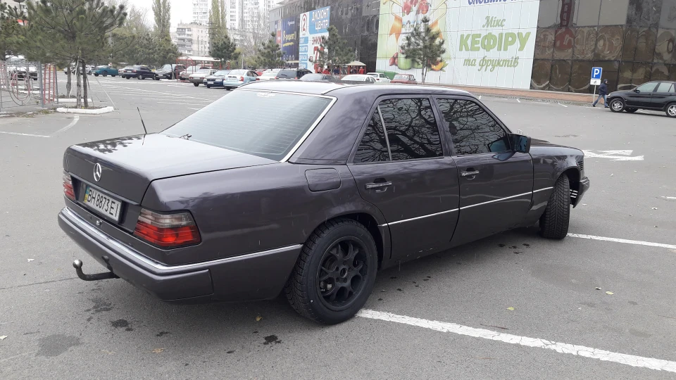 Mercedes-Benz E-Class OM605 4