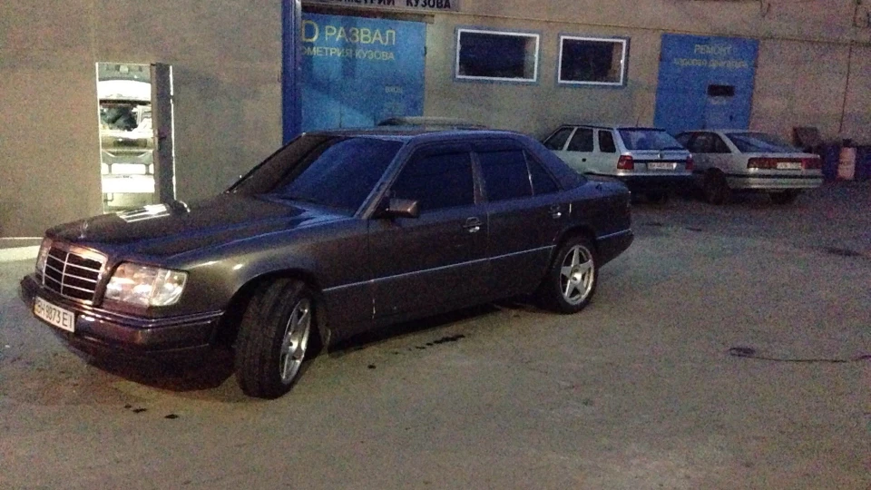 Mercedes-Benz E-Class OM605 5