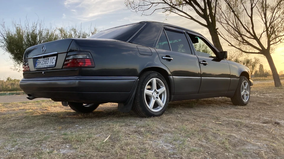 Mercedes-Benz E-Class Om606 3