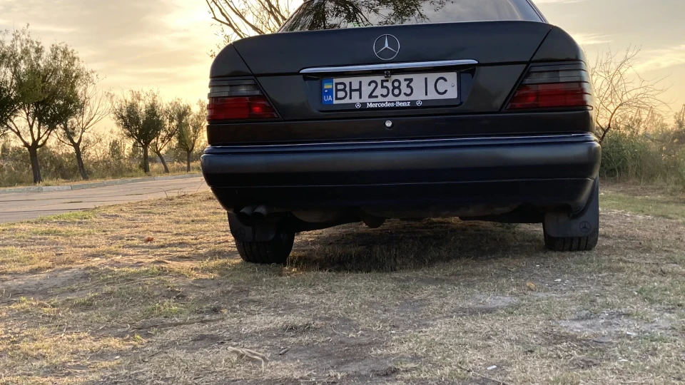 Mercedes-Benz E-Class Om606 4