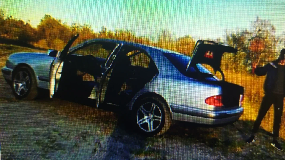 Mercedes-Benz E-Class перша(паша співав) 2
