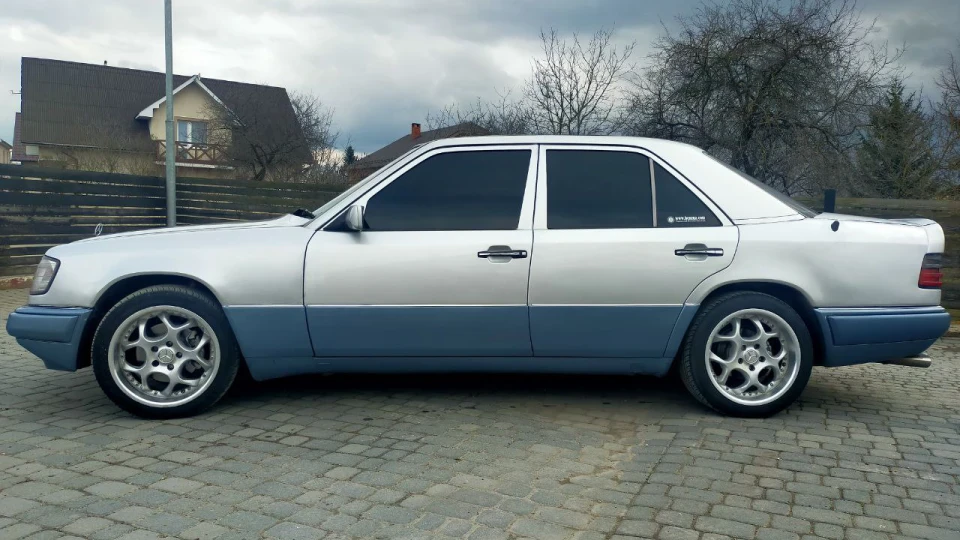 Mercedes-Benz E-Class Підсвинок 5