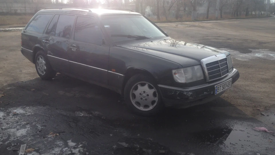 Mercedes-Benz E-Class S124 сарай на колесах 2