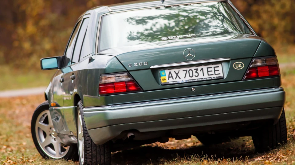 Mercedes-Benz E-Class Найзеленіший 3