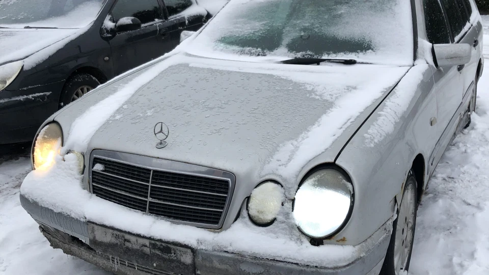 Mercedes-Benz E-Class сарай 3