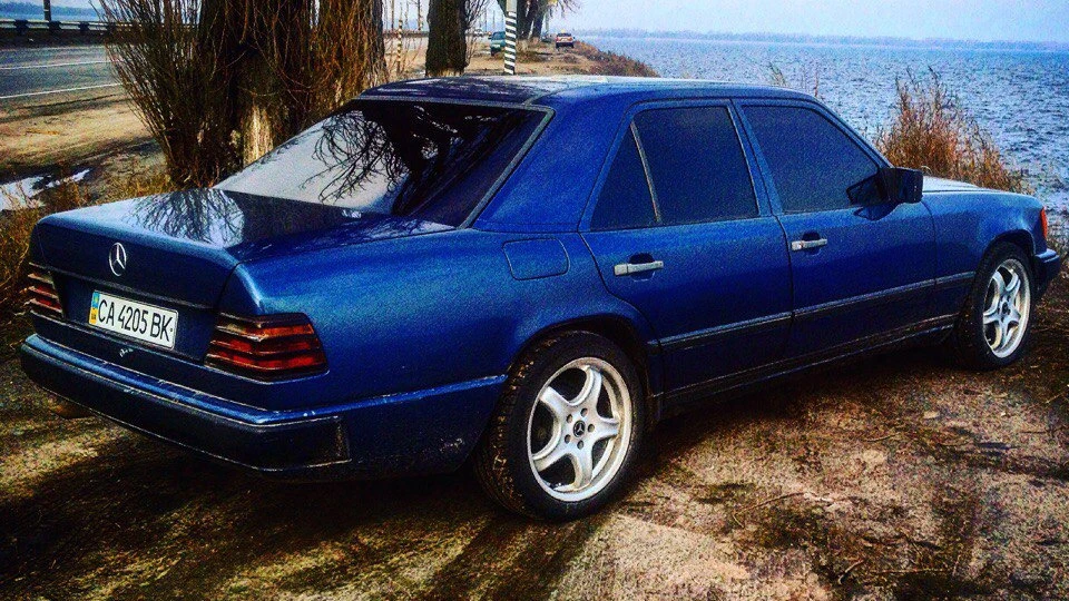 Mercedes-Benz E-Class Shaman 3
