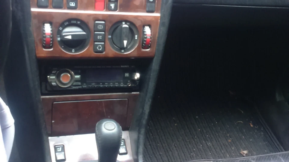 Mercedes-Benz E-Class SportLine 3.2 автомат 3