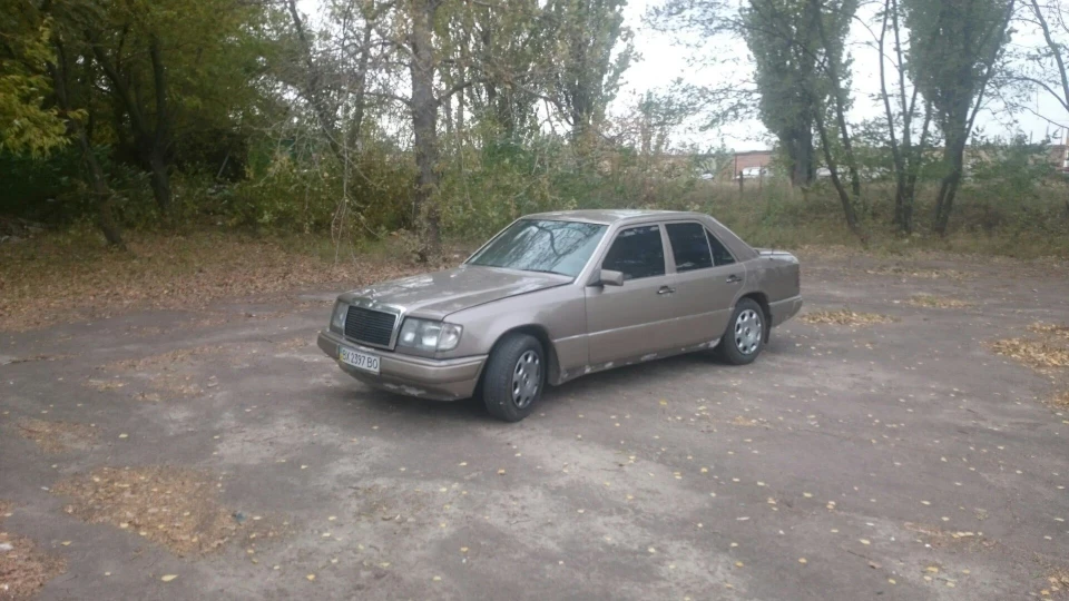 Mercedes-Benz E-Class Стара школа