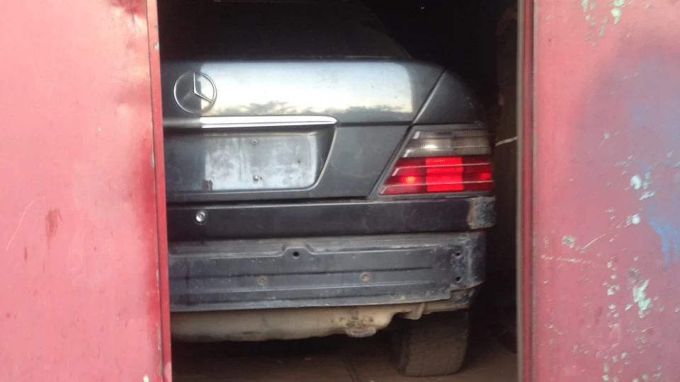 Mercedes-Benz E-Class будівництво почалося 4