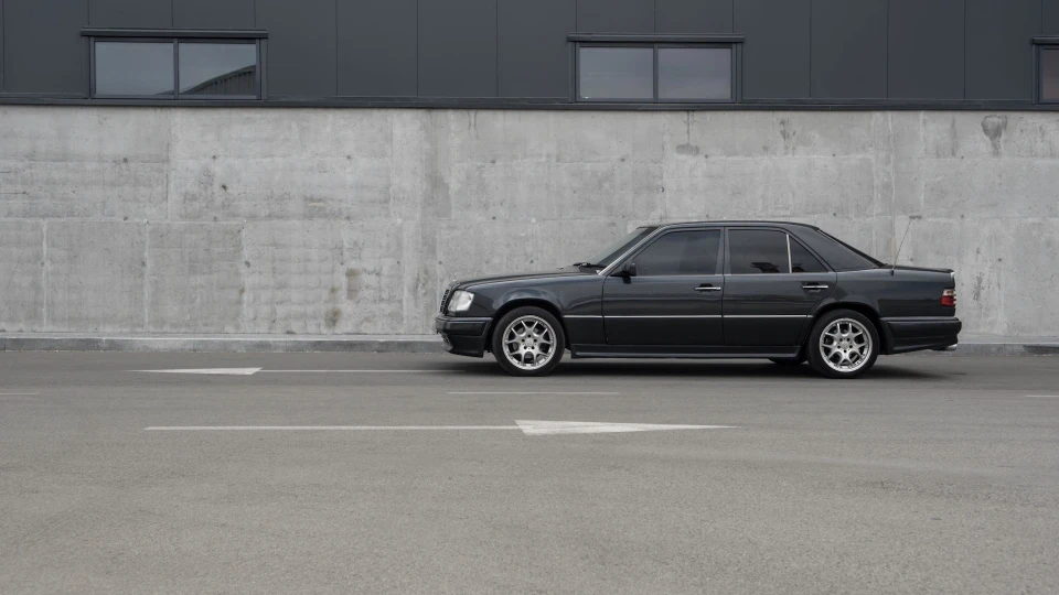 Mercedes-Benz E-Class турбо-ракета! 4