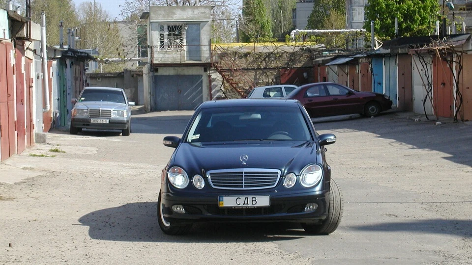 Mercedes-Benz E-Class Unika Sound 3