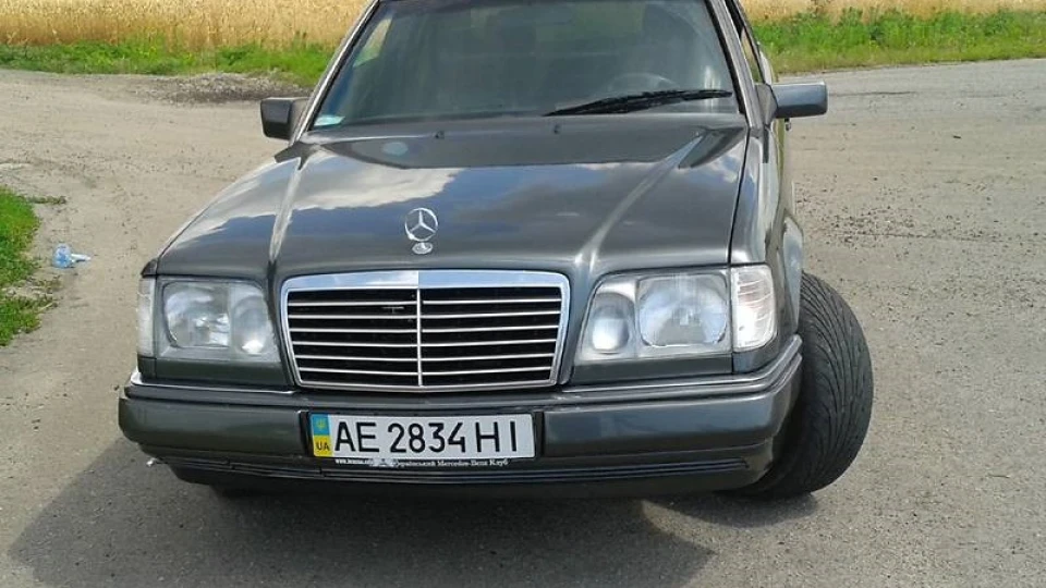 Mercedes-Benz E-Class Вовченя 4