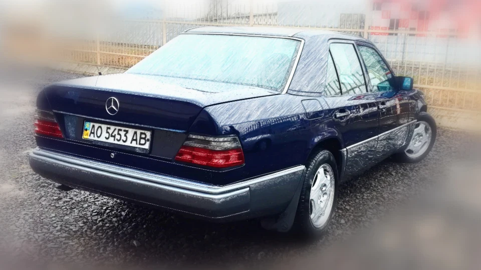 Mercedes-Benz E-Class w124 260e "Murzik" 2