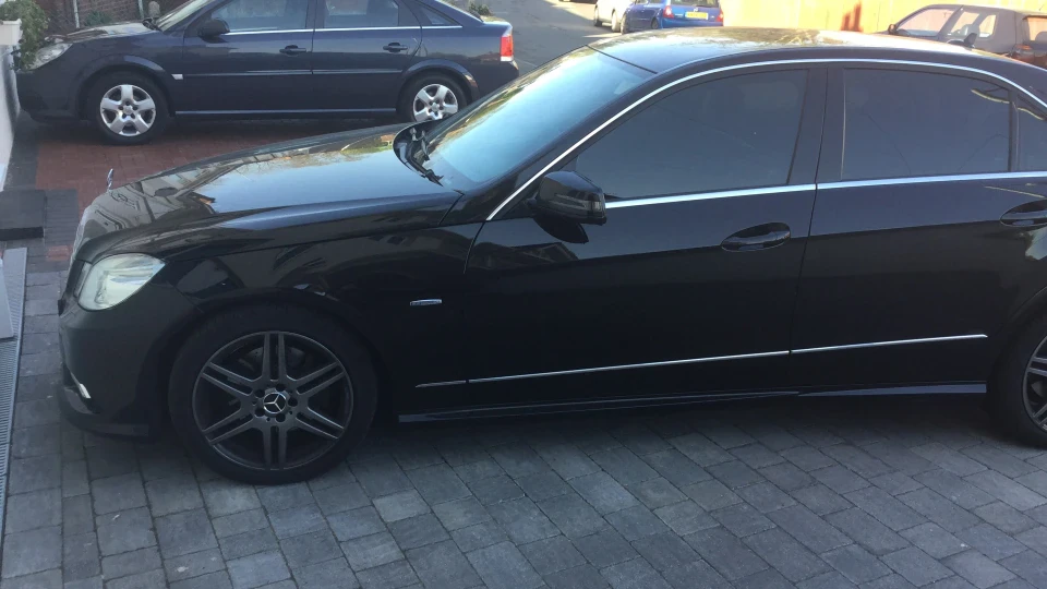 Mercedes-Benz E-Class W212 SPORT AMG. 2