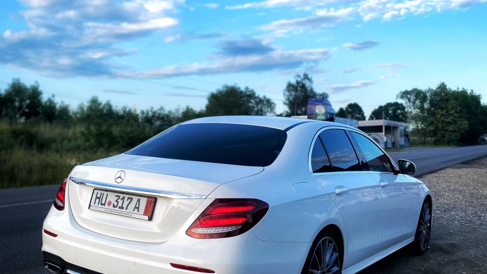 Mercedes-Benz E-Class White AMG 2
