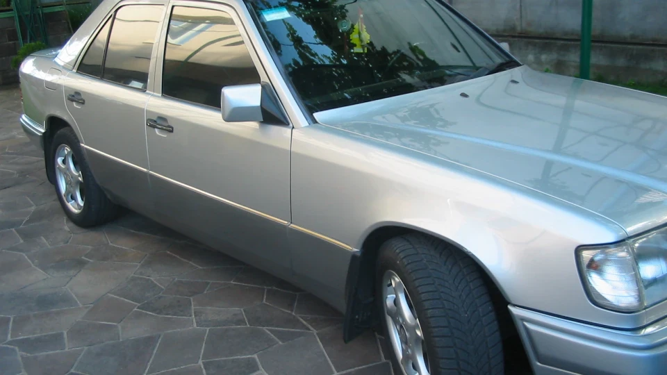 Mercedes-Benz E-Class збс тачка 2