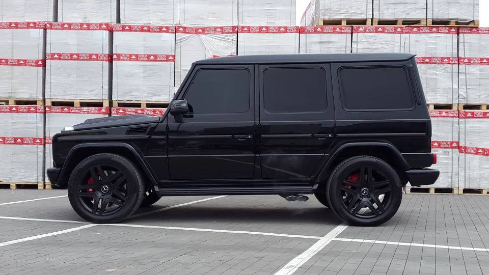Mercedes-Benz G-Class 2