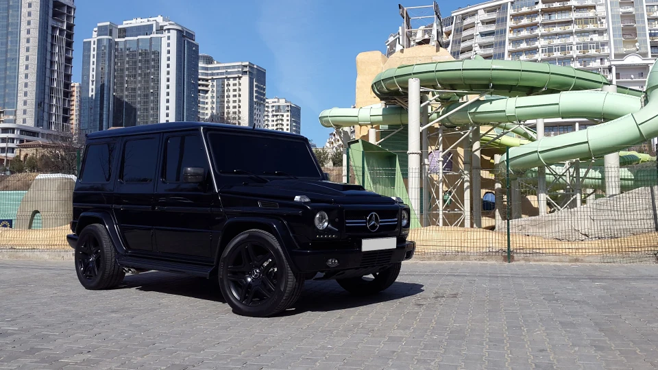 Mercedes-Benz G-Class 3