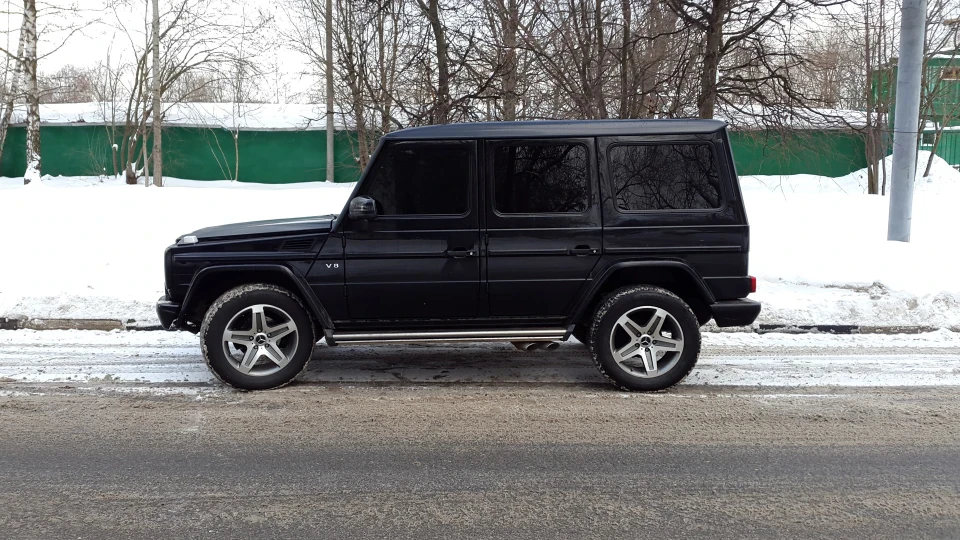 Mercedes-Benz G-Class 3