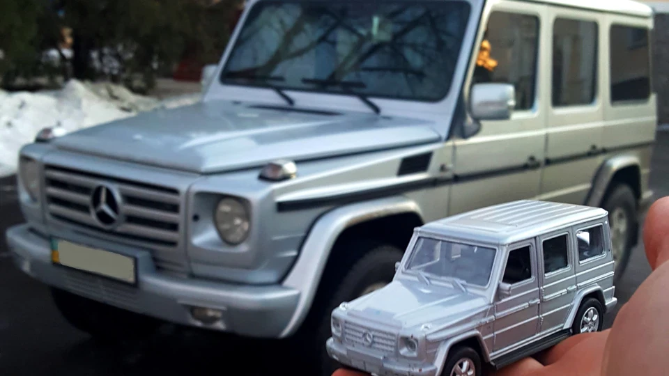 Mercedes-Benz G-Class 3