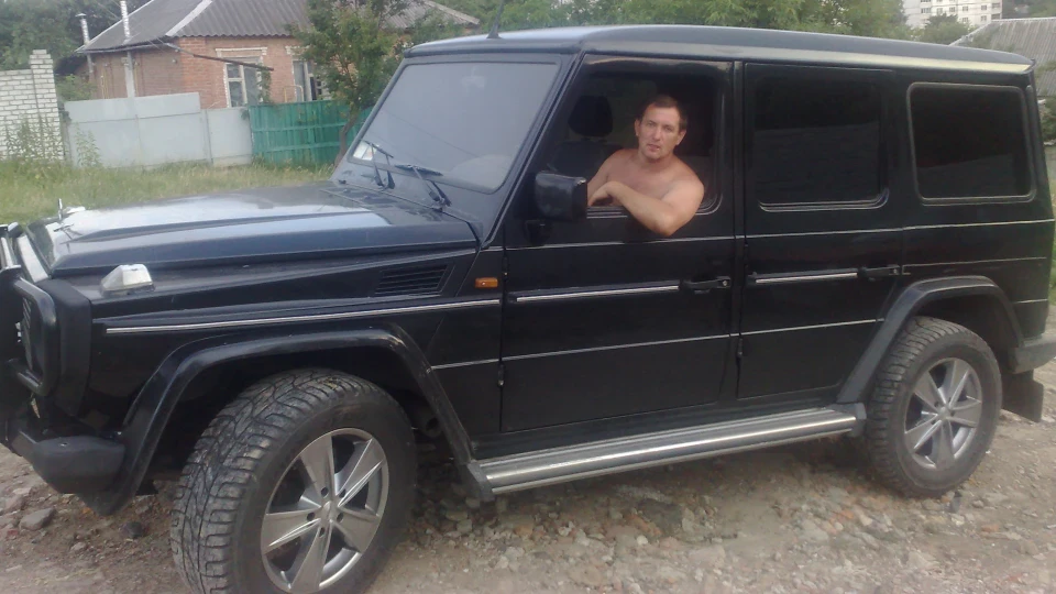Mercedes-Benz G-Class 2