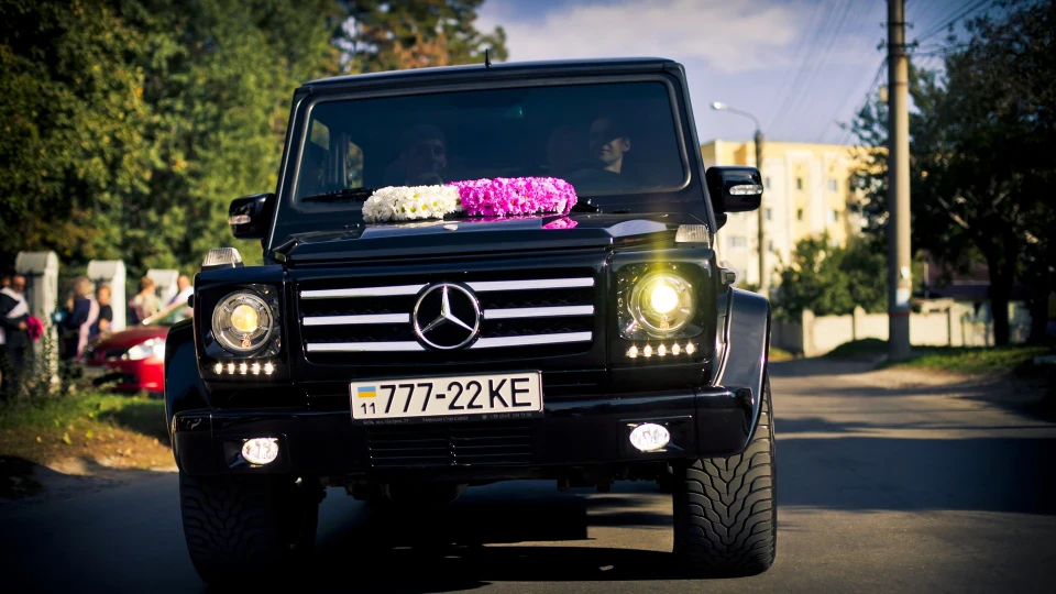 Mercedes-Benz G-Class 500 AMG 3