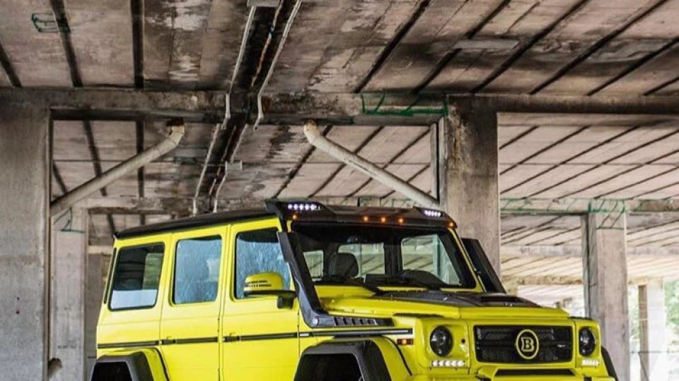 Mercedes-Benz G-Class Facelift 4x4 Brabus 2