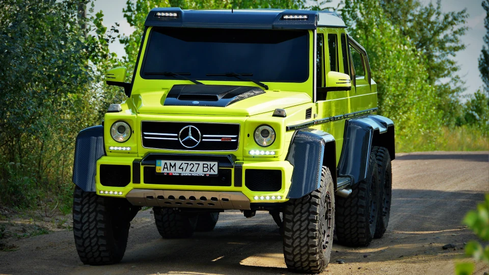 Mercedes-Benz G-Class G 6x6 BRABUS 3