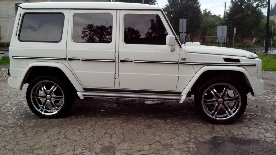 Mercedes-Benz G-Class g280 5
