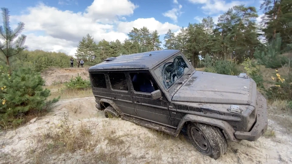 Mercedes-Benz G-Class Pižon 4