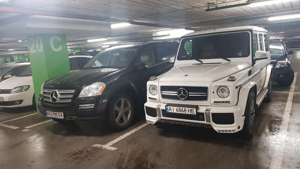 Mercedes-Benz GL-Class 3