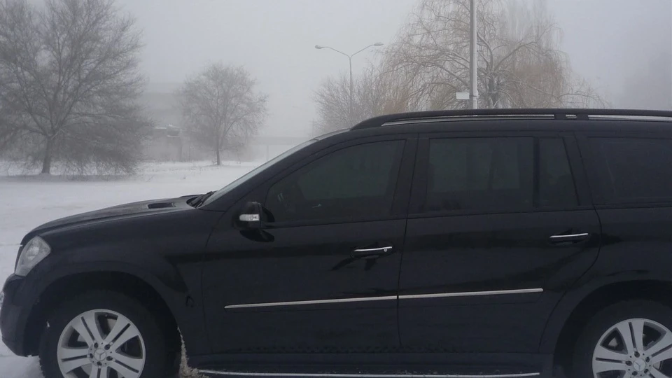 Mercedes-Benz GL-Class 2