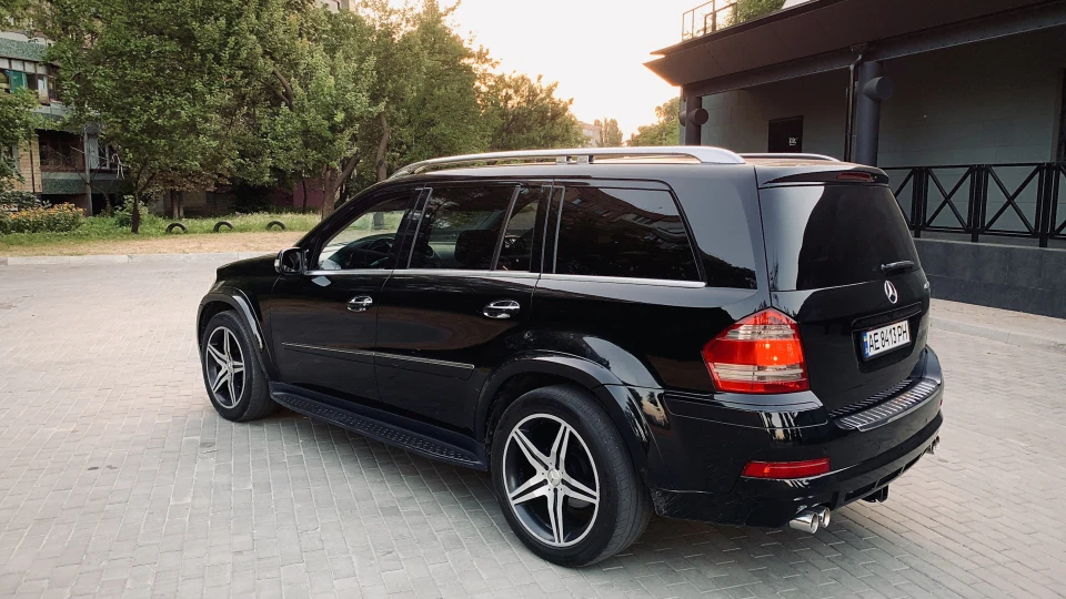 Mercedes-Benz GL-Class