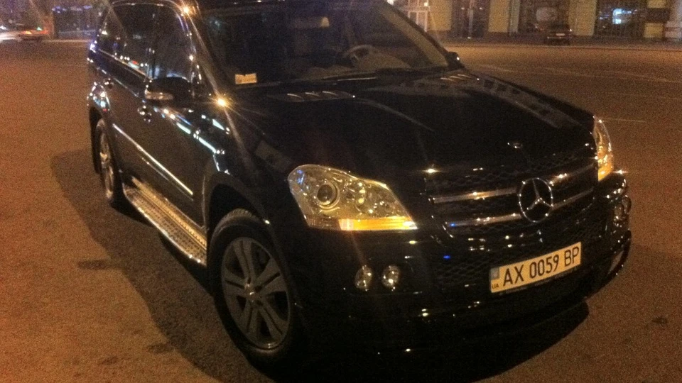 Mercedes-Benz GL-Class Кремезний Малюк 3