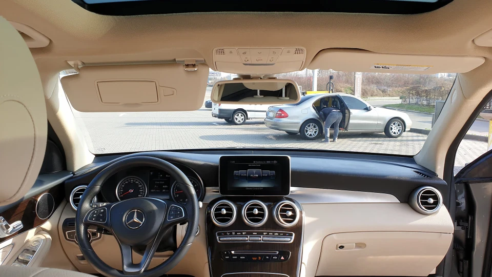 Mercedes-Benz GLC-Class 2.0 Turbo 2