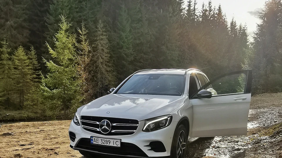 Mercedes-Benz GLC-Class AMG 250D Off-road 3