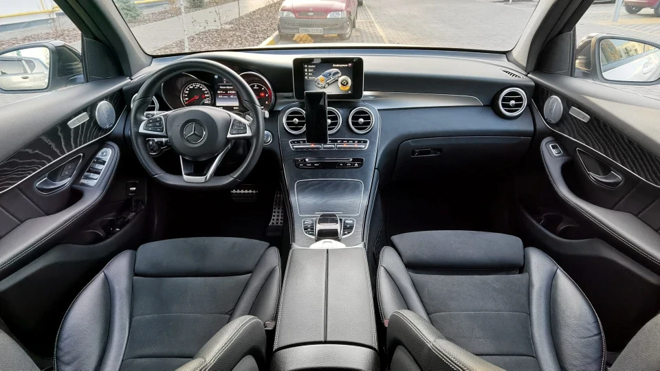 Mercedes-Benz GLC-Class AMG 250D Off-road 5
