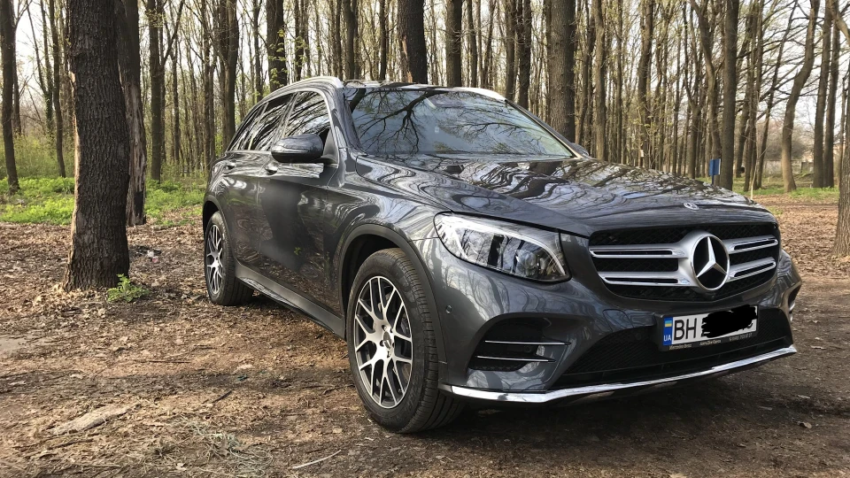 Mercedes-Benz GLC-Class Marble Gray 3