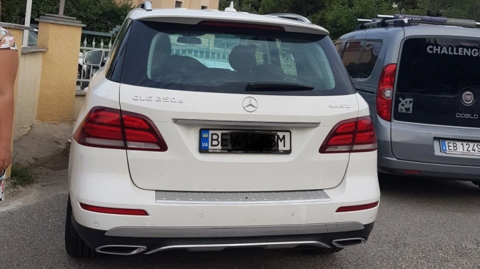 Mercedes-Benz GLE-Class 250d 4matic 3