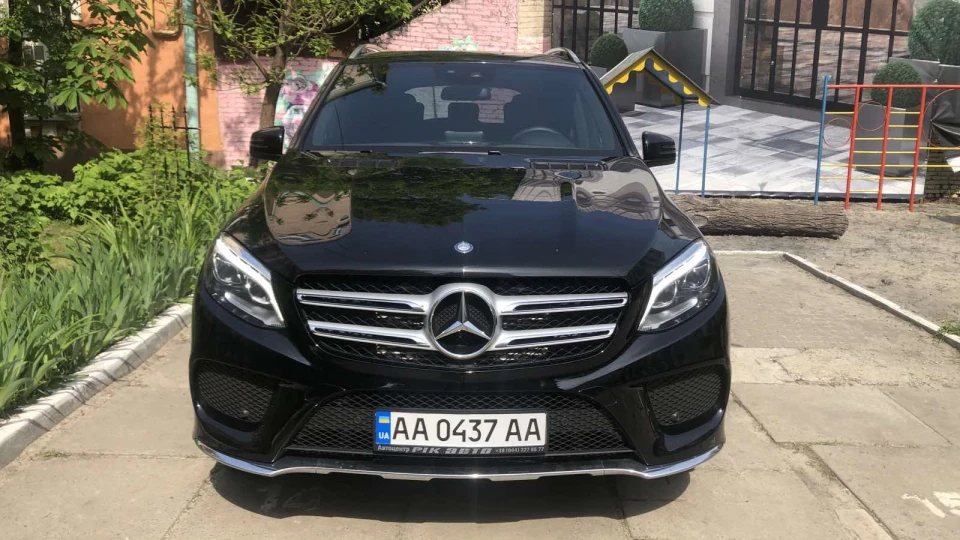 Mercedes-Benz GLE-Class AMG 250d 2