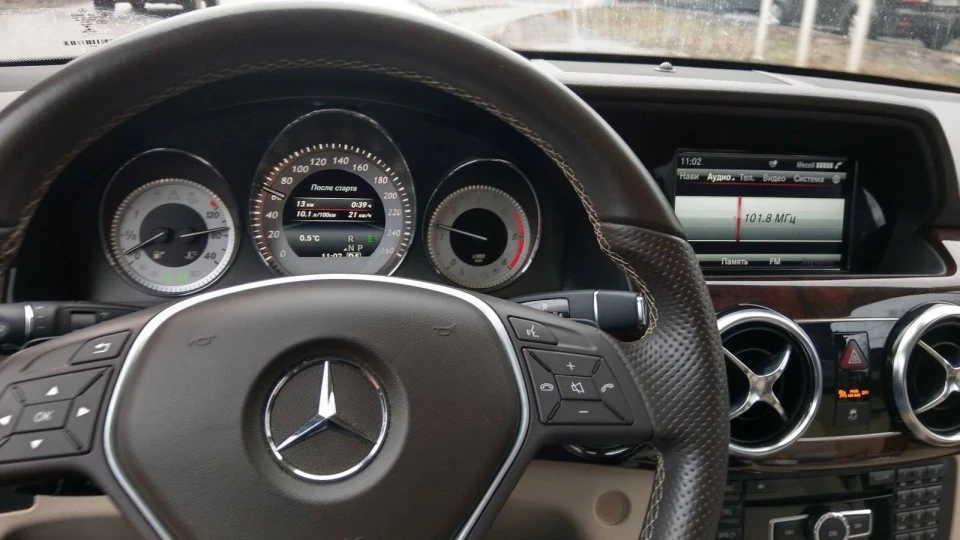 Mercedes-Benz GLK-Class 2