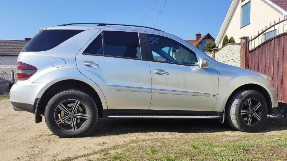 Mercedes-Benz M-class