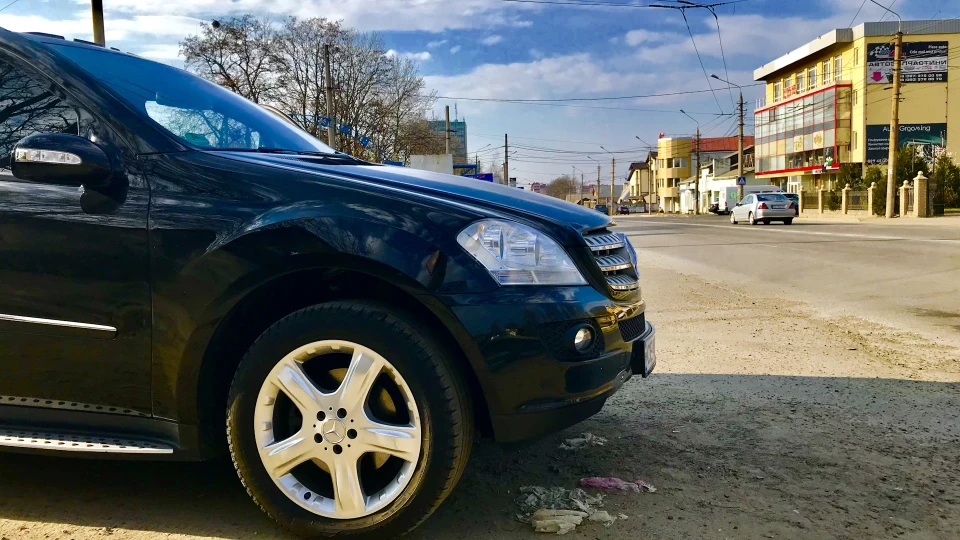 Mercedes-Benz M-class