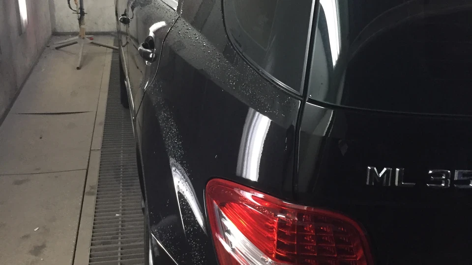 Mercedes-Benz M-class 2